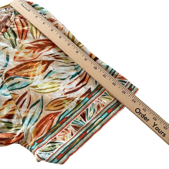 Democracy Multicolor Tropical Leaf V-Neck Flowy Blouse Top Large NWOT - Picture 10 of 12